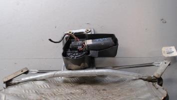Moteur essuie glace avant