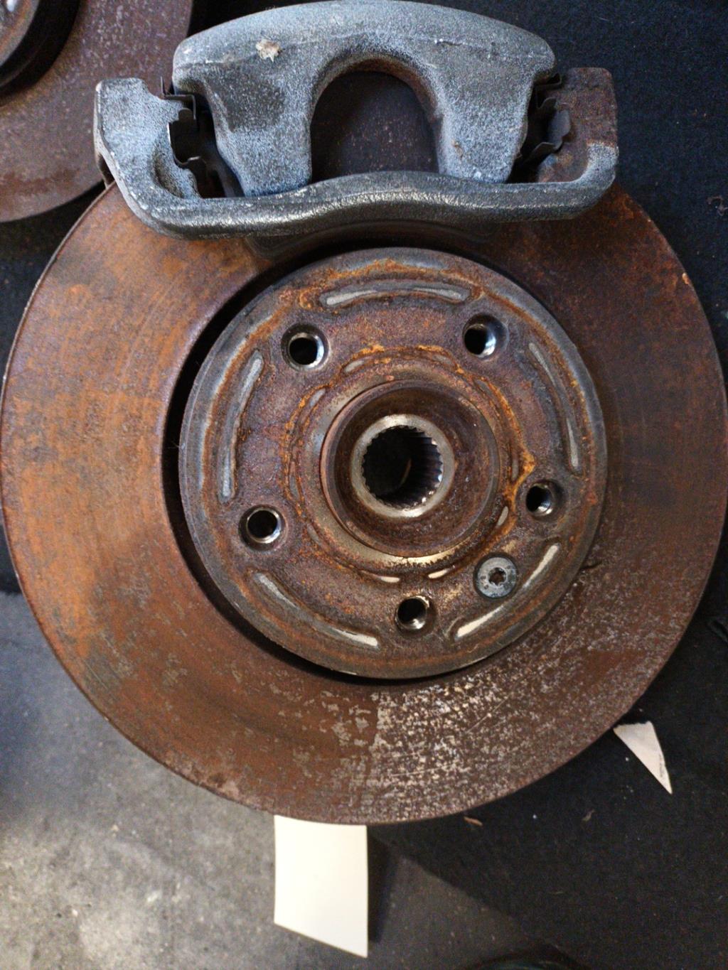 Moyeu avant droit RENAULT KANGOO 2 PHASE 1 Diesel - 1