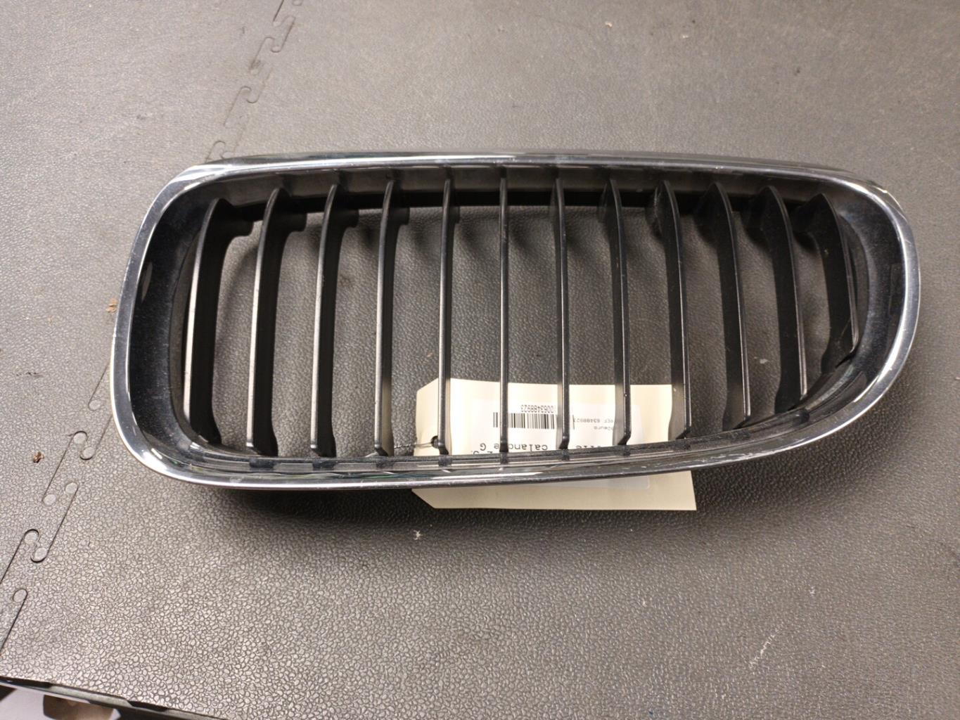 Grille de calandre gauche BMW SERIE 3 E90 PHASE 2 Diesel - 1