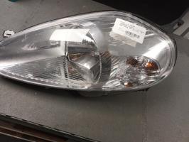 Phare Avant Gauche Pour FIAT GRANDE PUNTO - Optique Complète - Occasion En Bon état