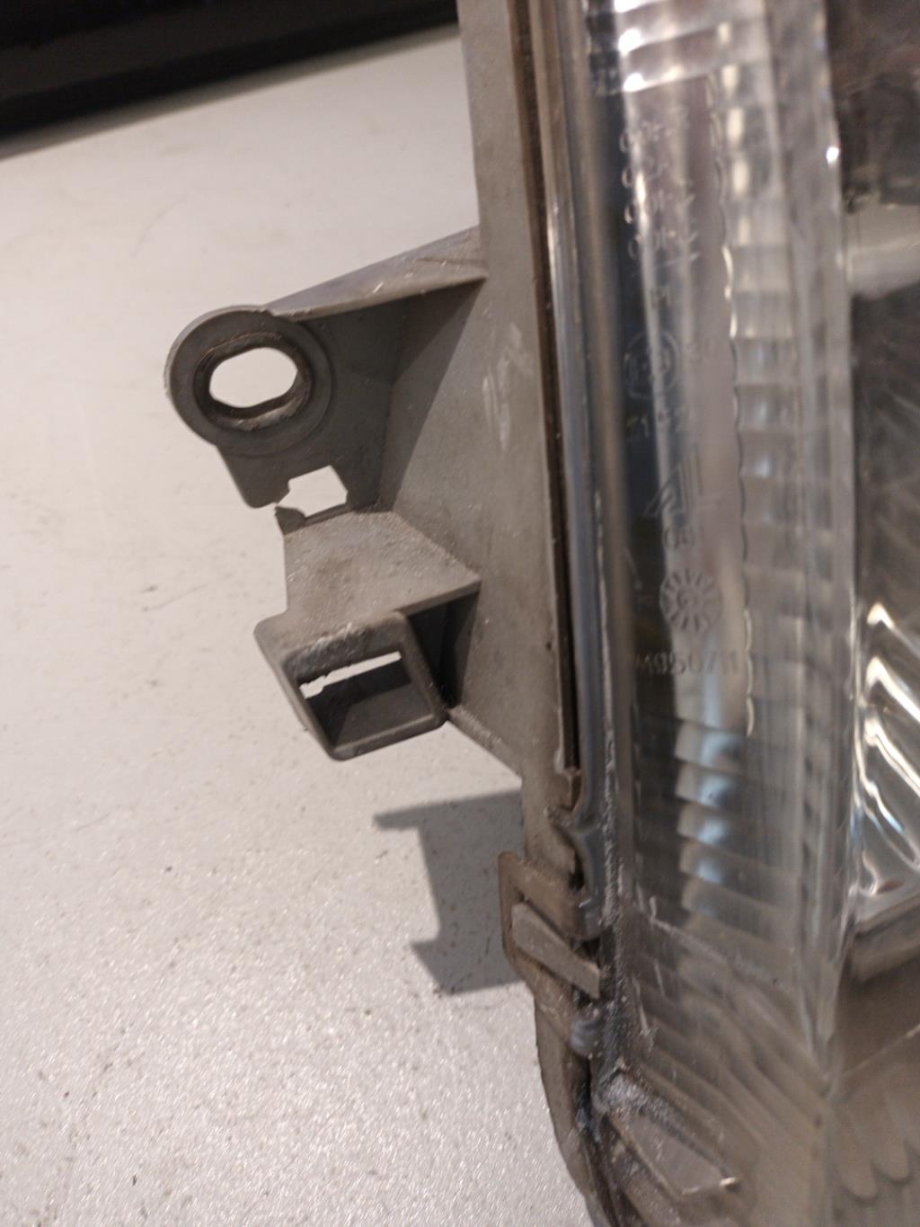 Optique avant principal gauche (feux)(phare) RENAULT MASTER 2 PHASE 2 Diesel - 1
