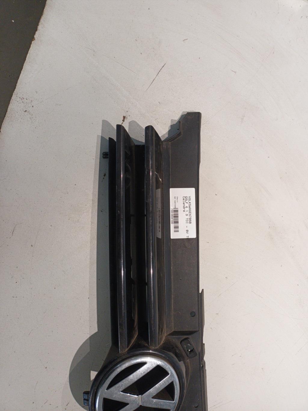 Calandre VOLKSWAGEN GOLF 4 Diesel - 1