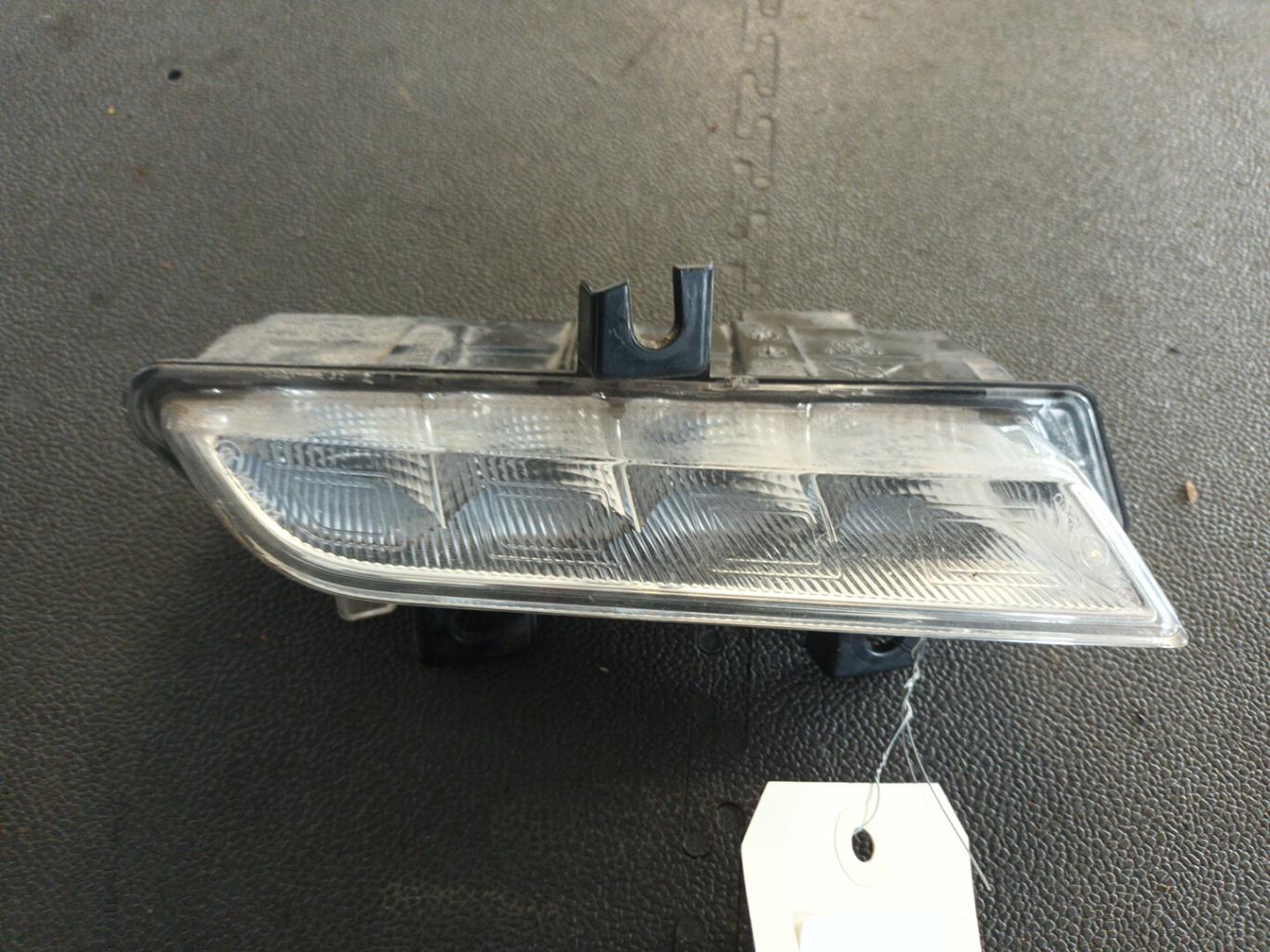 Optique avant secondaire droit (feux)(clignotant) RENAULT CLIO 4 PHASE 1 Diesel - 1