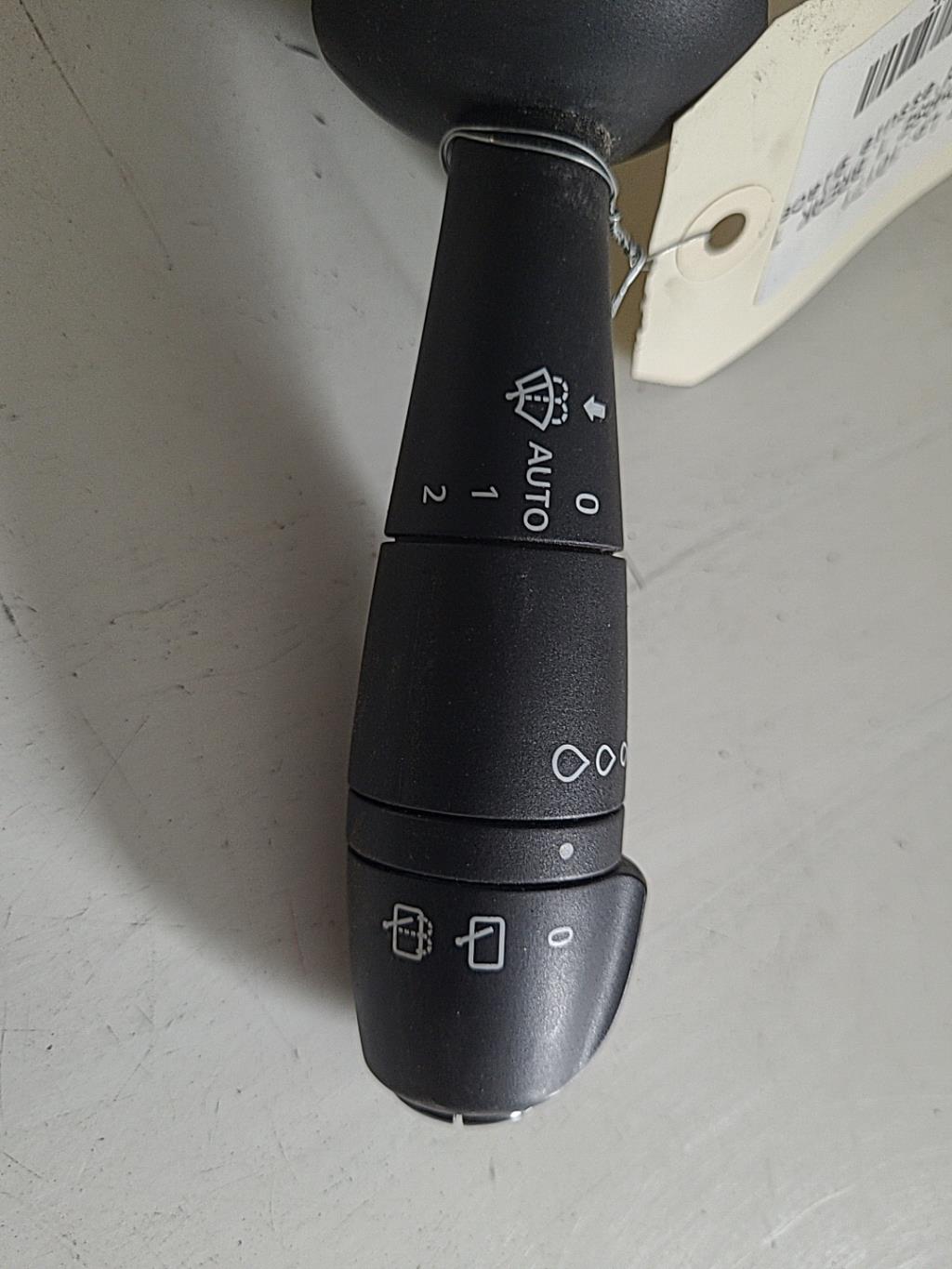 Commodo d'essuie glaces RENAULT CLIO 4 PHASE 1 BREAK Diesel - 1