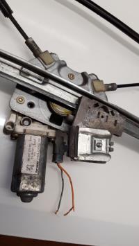 Leve vitre electrique avant gauche