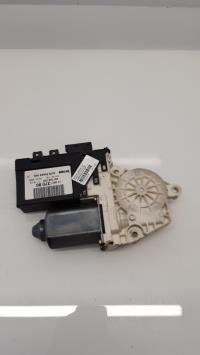Moteur leve vitre avant droit