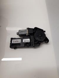 Moteur leve vitre avant gauche
