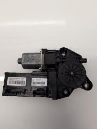 Moteur leve vitre avant gauche