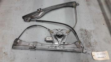 Leve vitre electrique avant droit