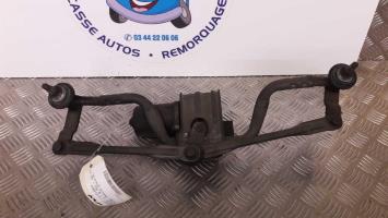 Moteur essuie glace avant