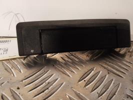 Poignee porte avant droit