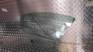 Vitre avant gauche