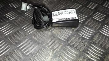 Attache ceinture arriere gauche