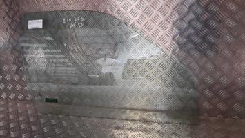 Vitre avant droit