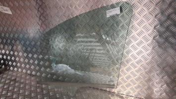 Vitre avant gauche