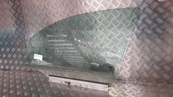 Vitre avant gauche
