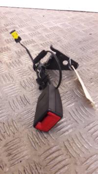 Attache ceinture arriere gauche