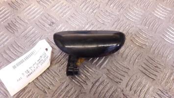 Poignee porte avant gauche