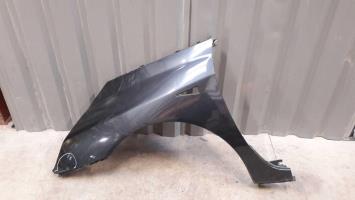Aile avant gauche