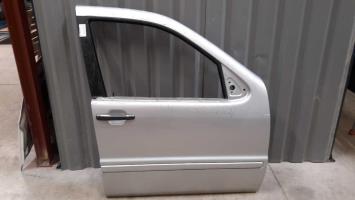 Porte avant droit