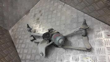 Moteur essuie glace avant