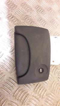 Poignee porte laterale droit