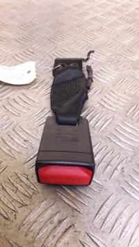 Attache ceinture arriere gauche