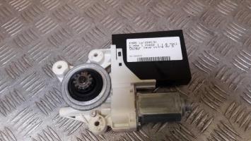 Moteur leve vitre avant droit