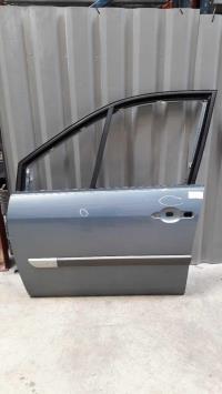 Porte avant gauche