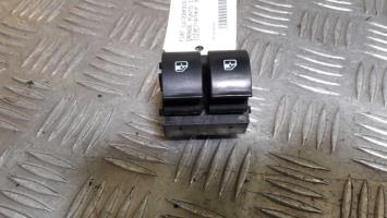 Bouton commande lève vitre avant gauche - Fiat Grande Punto / Evo