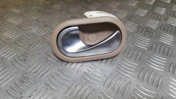 Poignee interieur arriere gauche