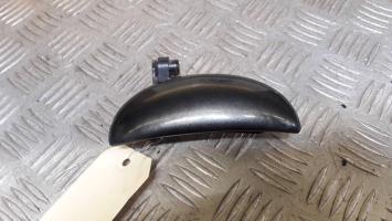 Poignee porte avant droit