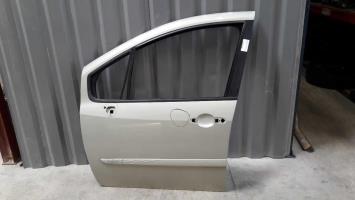 Porte avant gauche
