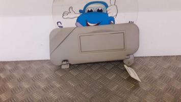 Pare soleil gauche