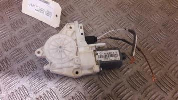 Moteur leve vitre arriere droit