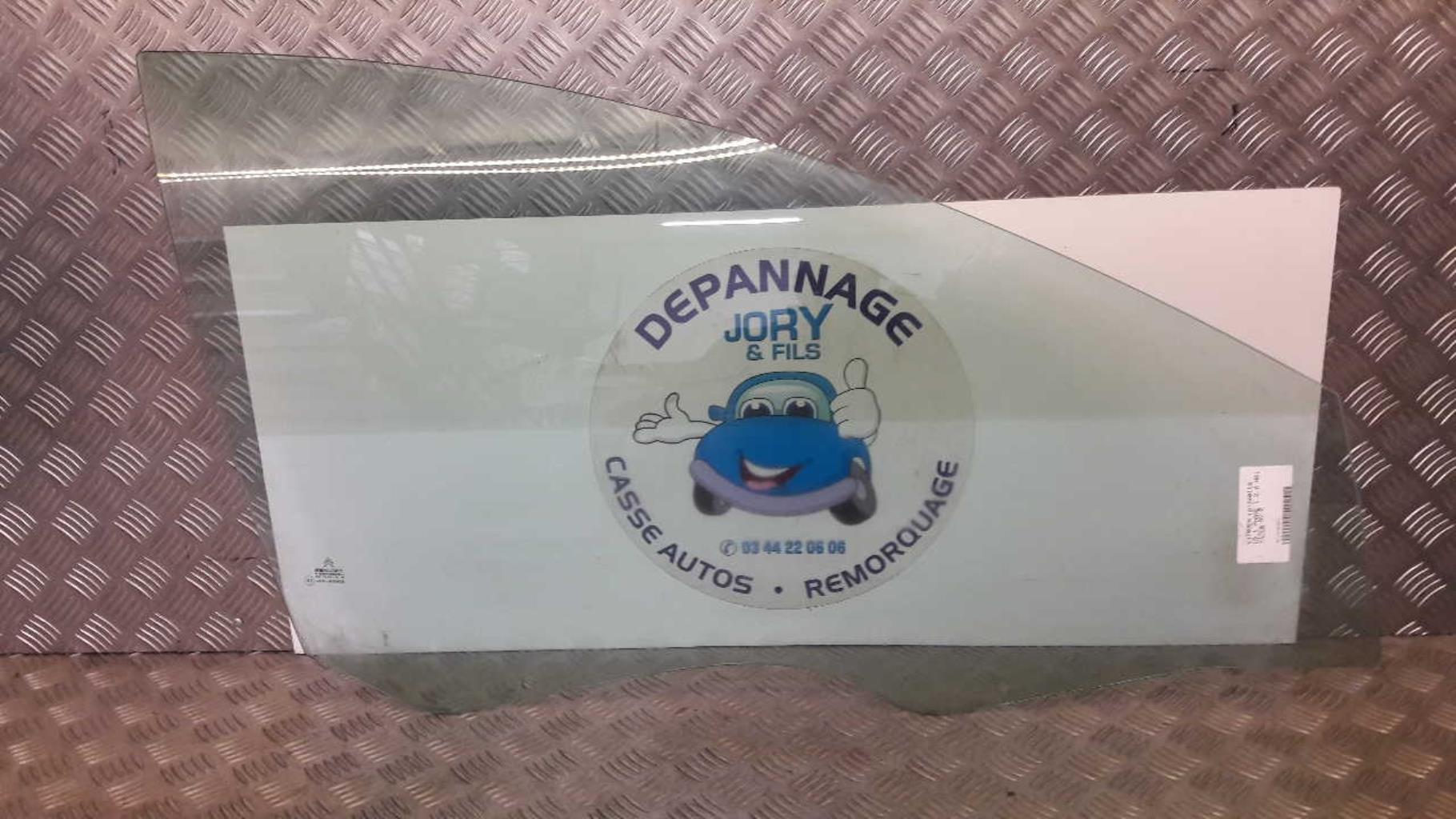 Vitre avant droit CITROEN C5 1 PHASE 1 Diesel - 1