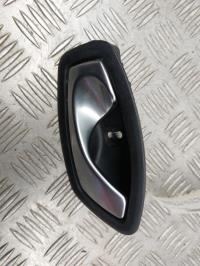 Poignee interieur avant gauche