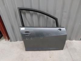 Porte avant droit