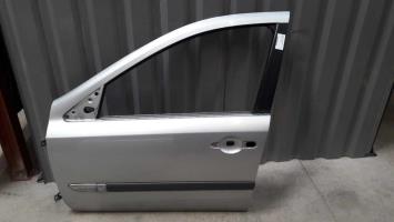 Porte avant gauche