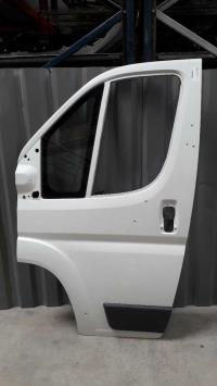 Porte avant gauche