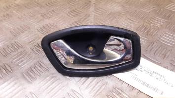 Poignee interieur arriere droit