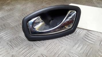 Poignee interieur arriere gauche