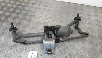 Moteur essuie glace avant