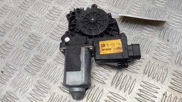 Moteur leve vitre avant droit