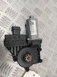 Moteur leve vitre avant gauche