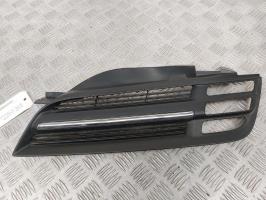 Grille de calandre gauche