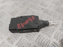 Actionneur serrure porte avant droite
