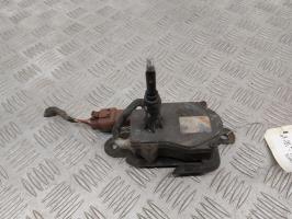 Moteur essuie glace avant droit