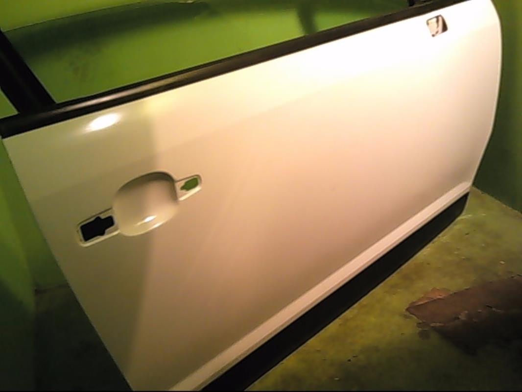 Porte avant droit