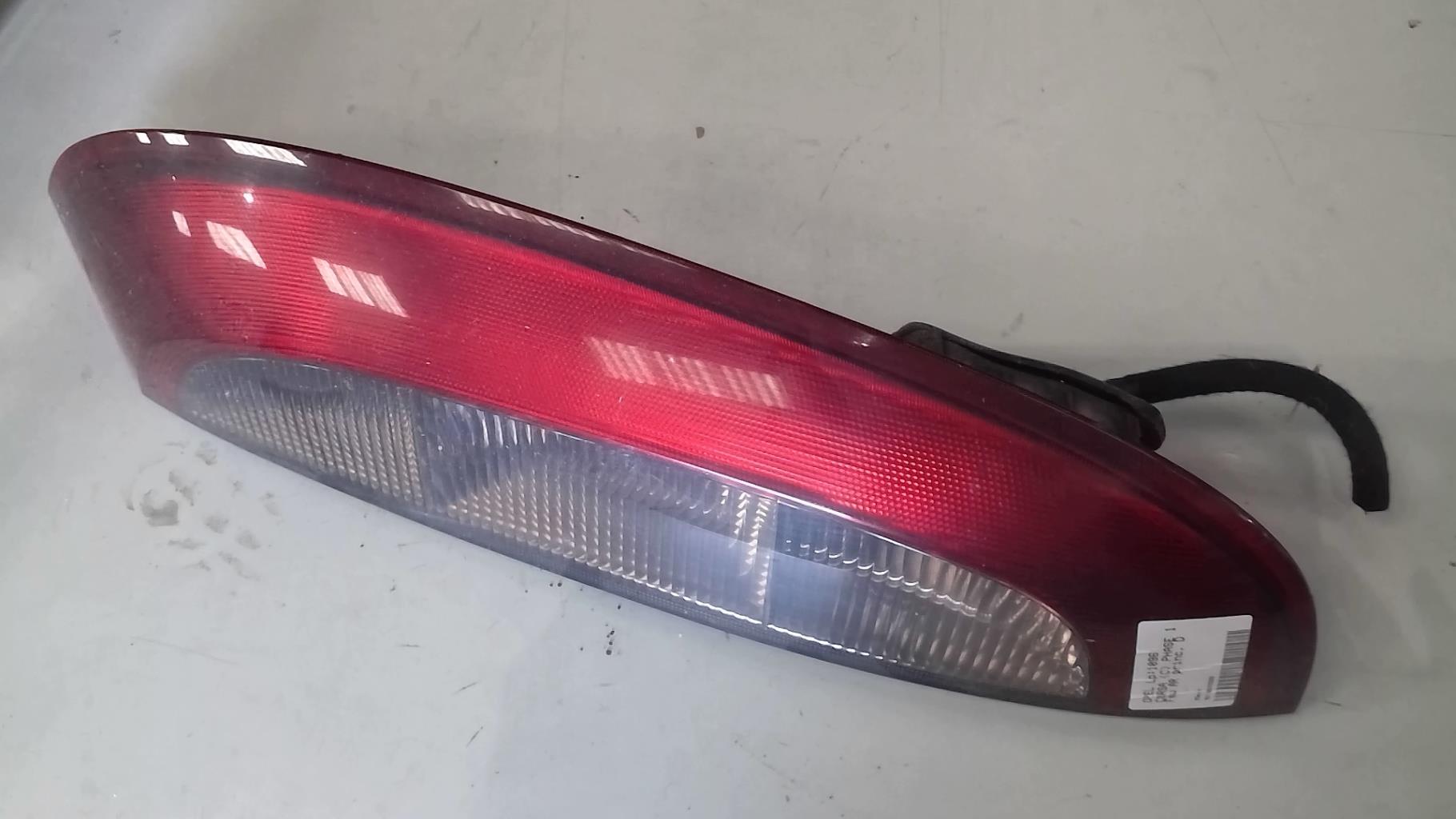Fanale posteriore principale destro (luci)
